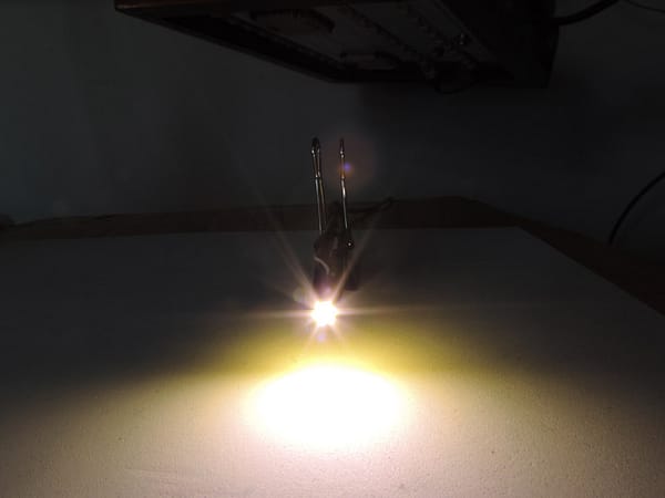 Dioda LED biała ciepła SMD 1206 - zdjęcie 1