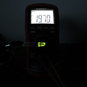 Dioda led 5mm dwukolorowa czerwono-zielona wsp-anoda pomiary